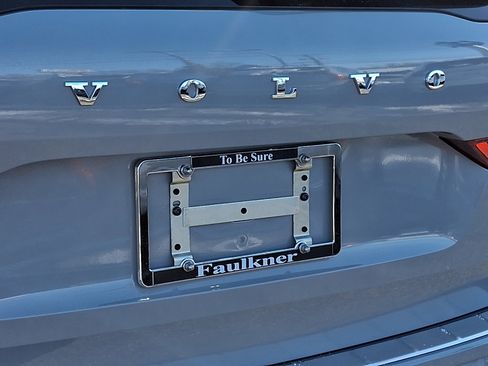 New 2026 Volvo XC60 B5 Ultra w/ Protection Package Premier image 16