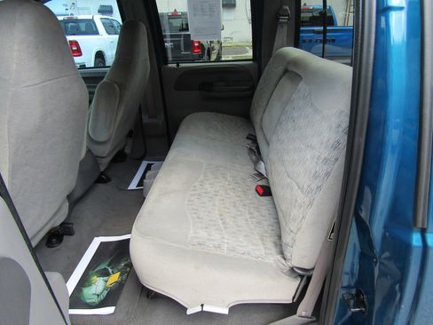 Used 2000 Ford F250 2WD Crew Cab Super Duty image 17