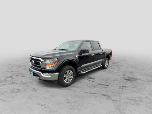 Used 2022 Ford F150 XLT w/ Equipment Group 301A Mid AWD/4WD image 4