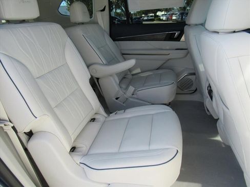 New 2026 Buick Enclave Avenir w/ Super Cruise Package image 33