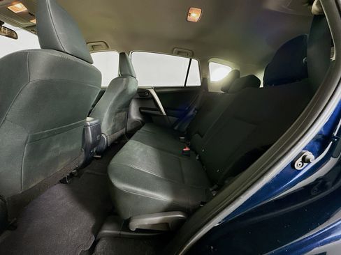 Used 2018 Toyota RAV4 LE image 26