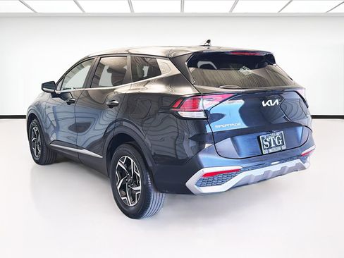 Used 2024 Kia Sportage LX image 6