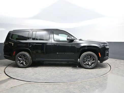 New 2026 Jeep Grand Wagoneer Limited AWD/4WD image 8