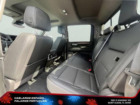 Used 2025 GMC Sierra 3500 Denali w/ Denali Reserve Package AWD/4WD image 13