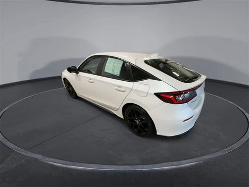 Used 2023 Honda Civic Sport image 5