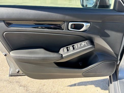 Used 2023 Honda Civic Sport Touring image 10