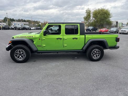 New 2025 Jeep Gladiator Rubicon w/ Convenience Group image 6