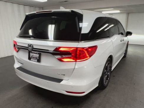Used 2023 Honda Odyssey Elite image 8