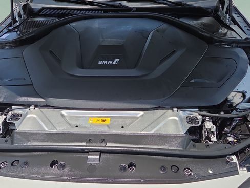 Used 2024 BMW i4 eDrive35 w/ Premium Package RWD image 19
