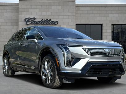 New 2025 Cadillac Optiq Luxury 1 w/ LPO, Floor Liner Package