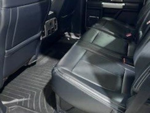 Certified 2022 Ford F250 Lariat w/ Chrome Package image 4