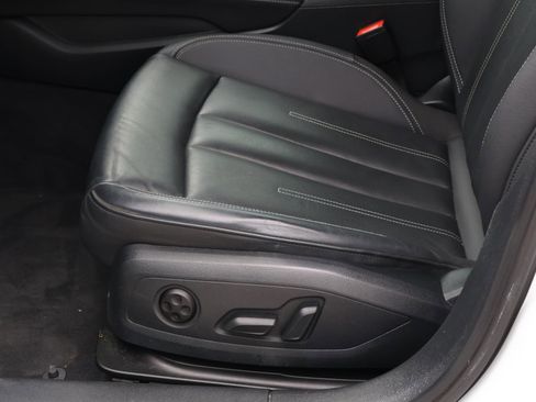 Used 2022 Audi A4 2.0T Premium Plus image 14