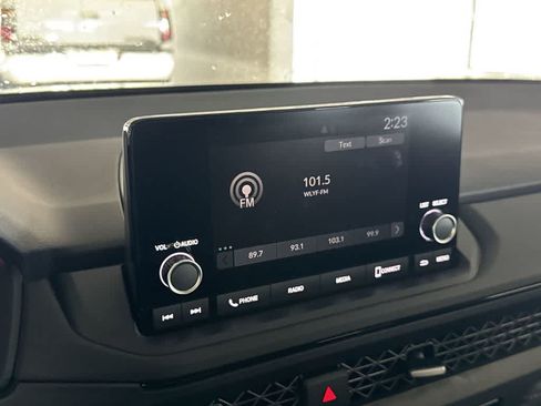 Used 2025 Honda Accord SE image 17