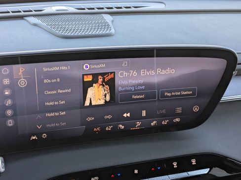 New 2026 Buick Enclave Sport Touring w/ Power Package image 17