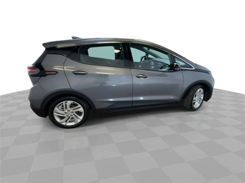 Used 2023 Chevrolet Bolt LT w/ Driver Confidence Package image 9
