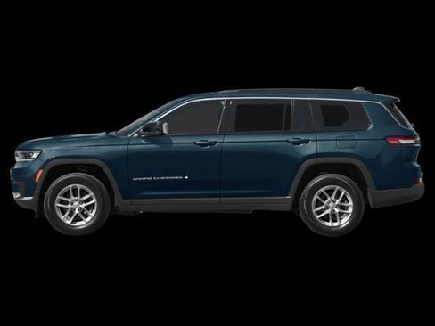 New 2026 Jeep Grand Cherokee L Limited w/ Limited Altitude Package AWD/4WD image 3