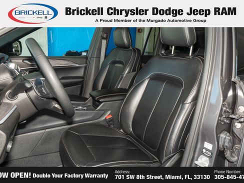 Used 2025 Jeep Grand Cherokee Limited AWD/4WD image 22