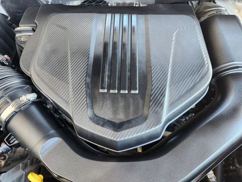 Certified 2025 Buick Enclave Sport Touring FWD image 33