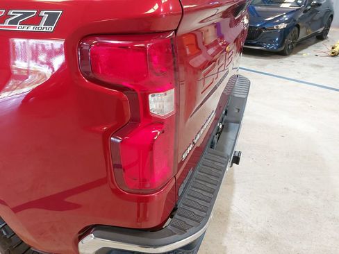Used 2021 Chevrolet Silverado 1500 LTZ w/ LTZ Convenience Package II AWD/4WD image 36