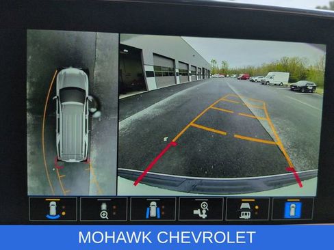 Certified 2024 Chevrolet Suburban Premier w/ Premium Package 2 AWD/4WD image 16