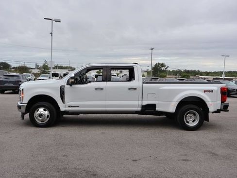 Used 2023 Ford F350 Lariat w/ Lariat Ultimate Package AWD/4WD image 4