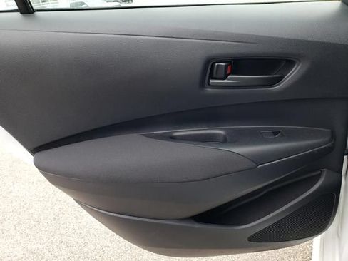 Used 2026 Toyota Corolla LE FWD image 12