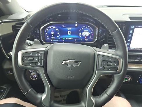 Used 2023 Chevrolet Silverado 1500 RST w/ Redline Edition AWD/4WD image 7