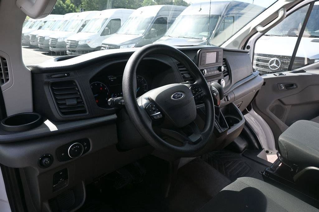 Used 2025 Ford Transit 250 Low Roof w/ Exterior Upgrade Package RWD image 9