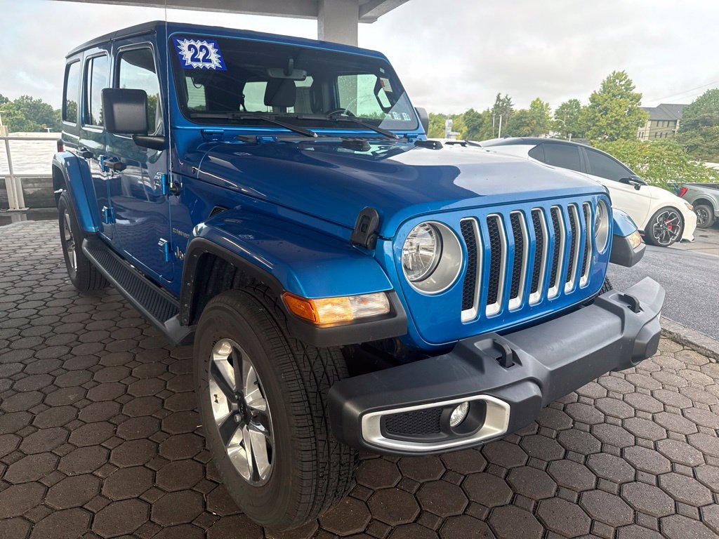 Used 2022 Jeep Wrangler Unlimited Sahara AWD/4WD image 4