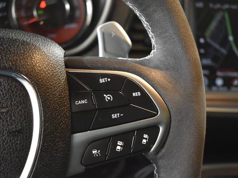 Used 2019 Dodge Challenger SRT Hellcat w/ Alcantara Appearance Package image 16