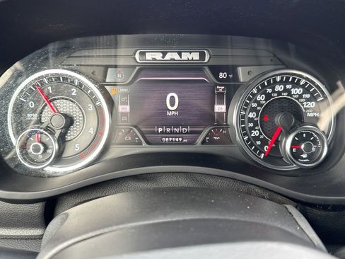 Used 2022 RAM 2500 Big Horn AWD/4WD image 9