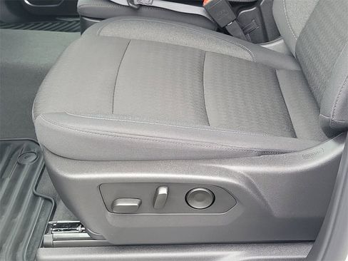 Used 2025 Chevrolet Silverado 1500 LT image 16