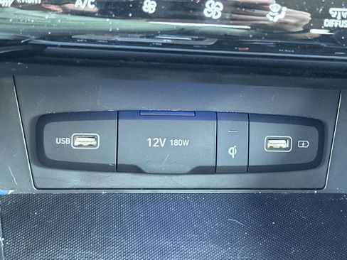 Certified 2024 Hyundai Tucson Limited AWD/4WD image 19