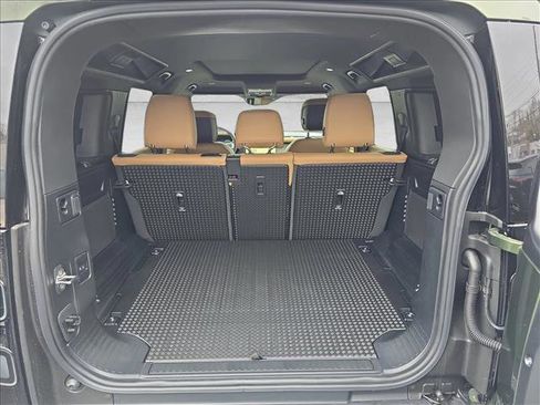 New 2026 Land Rover Defender 110 X-Dynamic SE AWD/4WD image 12