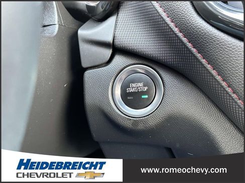 Certified 2023 Chevrolet Equinox RS w/ LPO, Floor Liner Package image 35