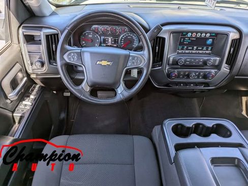 Used 2018 Chevrolet Silverado 1500 LT w/ LT Eassist Package image 19