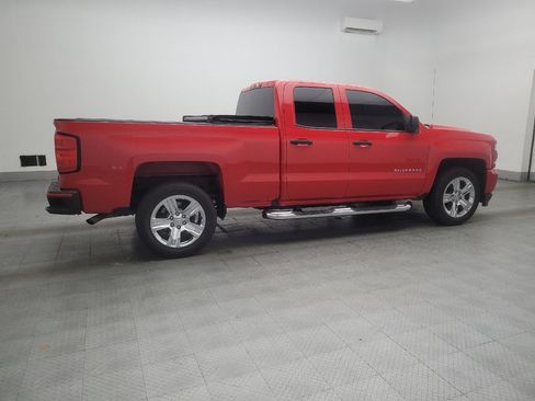 Used 2018 Chevrolet Silverado 1500 Custom w/ Custom Value Package RWD image 10
