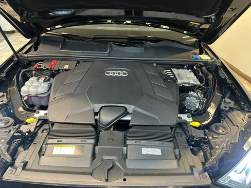 Used 2023 Audi Q7 3.0T Premium image 34