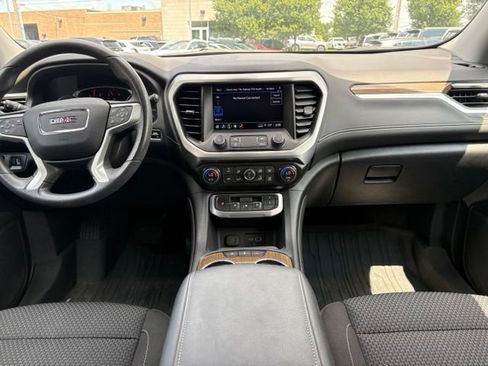 Used 2023 GMC Acadia SLE w/ Driver Convenience Package FWD image 22
