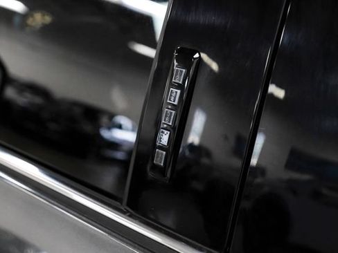 Used 2018 Ford F150 Platinum w/ Equipment Group 701A Luxury AWD/4WD image 51