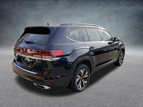 Used 2024 Volkswagen Atlas SE image 21