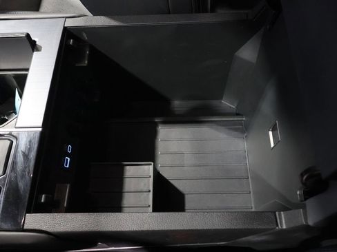 Used 2023 Toyota Tundra Platinum image 30