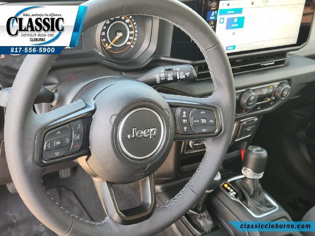 Used 2025 Jeep Wrangler Sport AWD/4WD image 3
