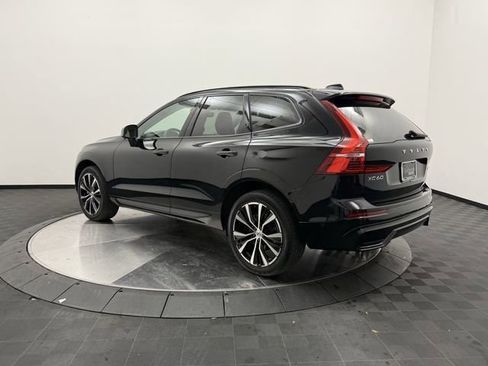 Certified 2023 Volvo XC60 B5 Plus w/ Climate Package image 6