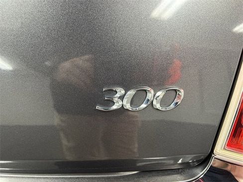 Used 2014 Chrysler 300 AWD w/ Driver Convenience Group image 32