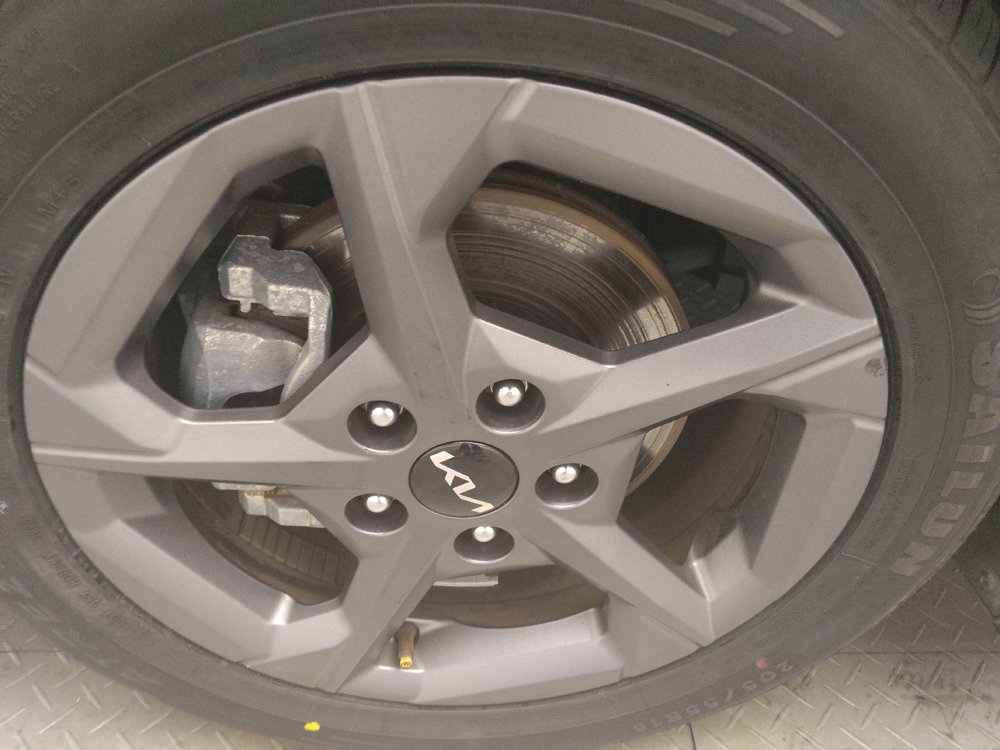 Used 2025 Kia K4 FWD image 31