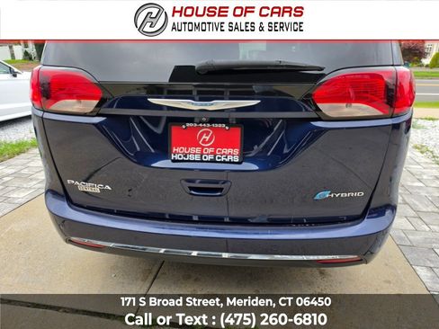 Used 2018 Chrysler Pacifica Limited w/ Advanced Safetytec Group FWD image 15