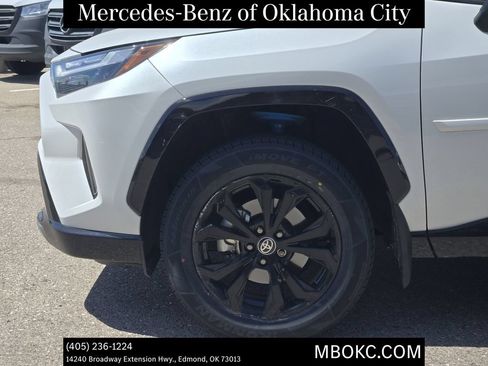 Used 2023 Toyota RAV4 XSE AWD/4WD image 6