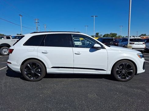 Used 2025 Audi Q7 3.0T Prestige w/ Prestige Package image 7