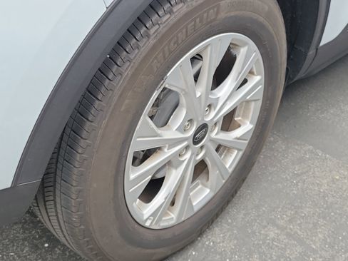 Used 2025 Ford Escape Active FWD image 6